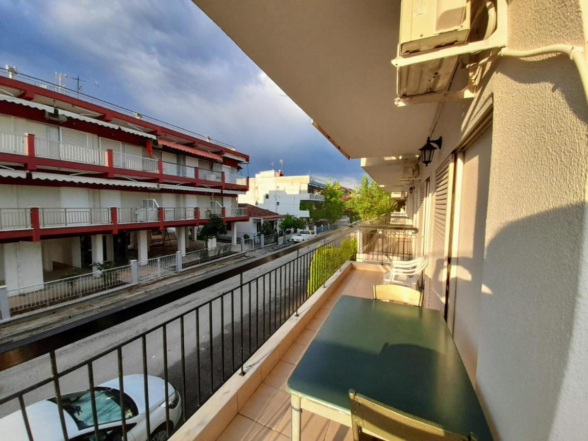 Villa California Paralia Dionisiou Eksteriør billede